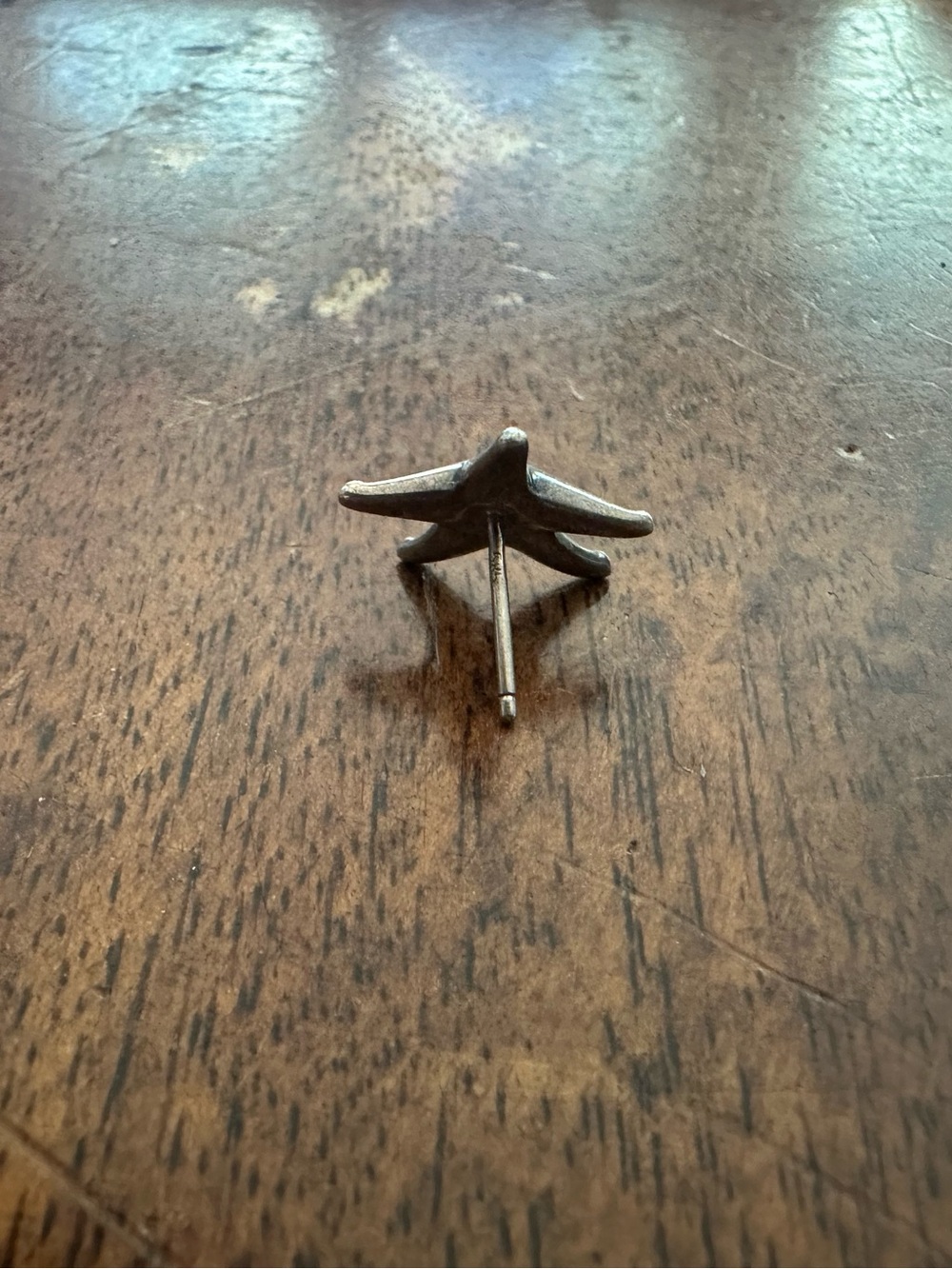 One earring - Picture 2 of 2
